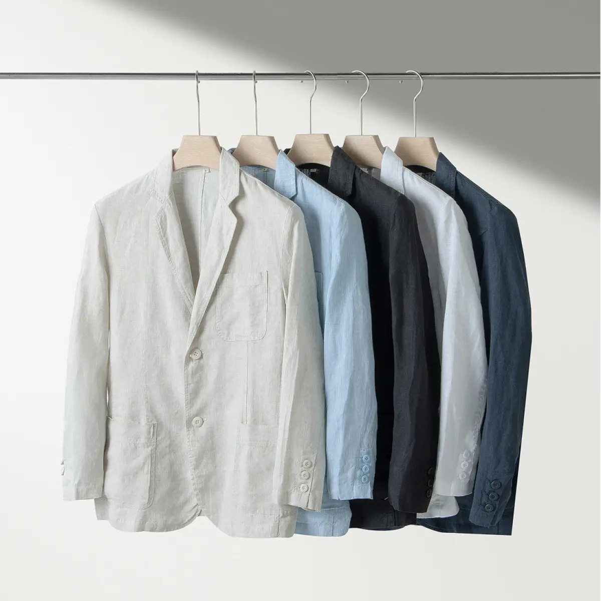 How to Style Men’s Blazers: Complete Guide for 2025